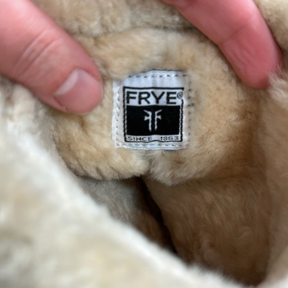 FRYE | FRYE Paige Loop Lug Boots Fur Lined - Picture 6 of 9